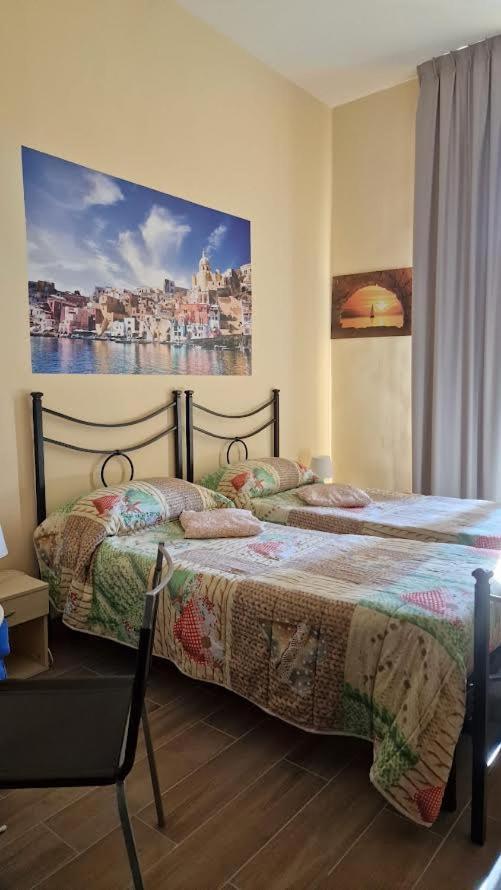 Couette-café Station Naples